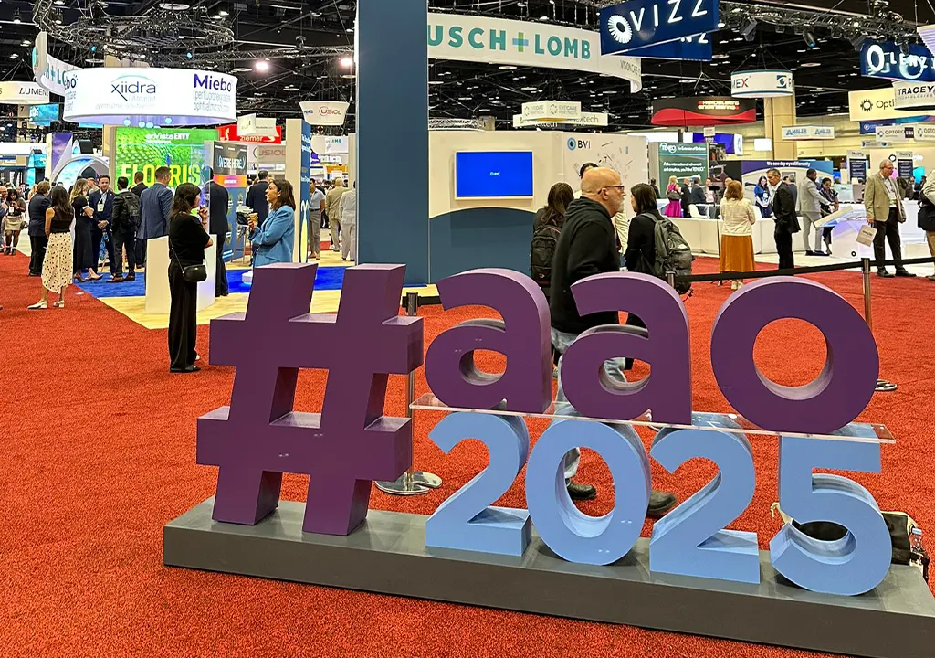 Ophtalcom presente en el AAO 2025